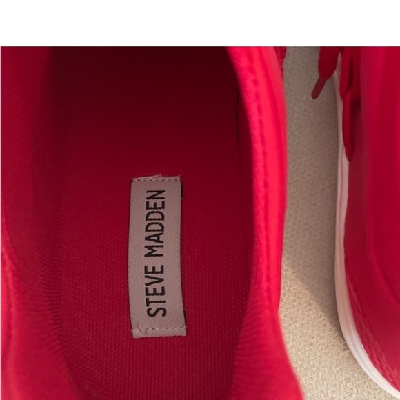 Steve Madden lancer slip on sneakers red women’s 8.5 - Picture 5 of 7